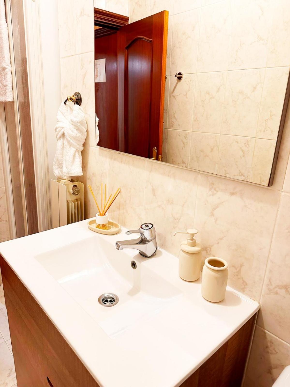 Apartamento Monzubi Etxi Guernica y Luno Exterior foto